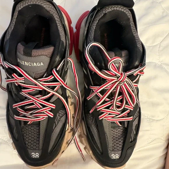 Balenciaga Black and Gray Sneakers with Red and White Laces - Picture 3 of 8